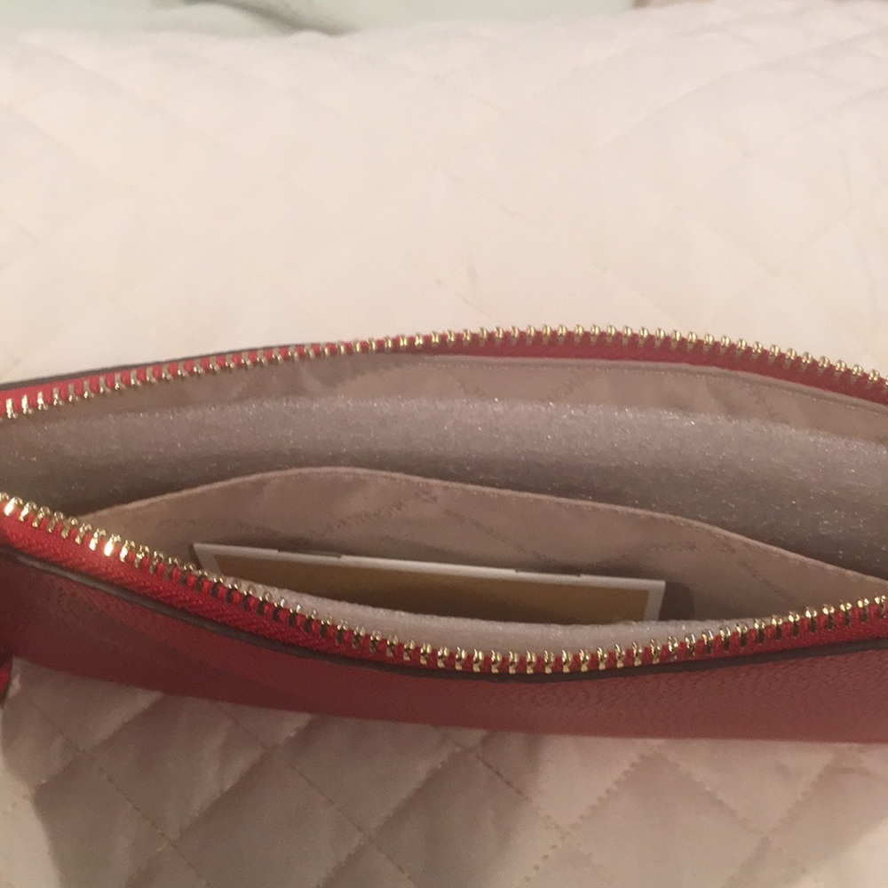 MICHAEL KORS WRISTLET - Picture 3 of 6